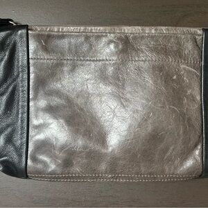 Rough and Tumble Large Marsden in Windsor and Wolf